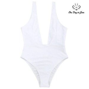 Zaful WHITE MEDIUM Plunge Neck One Piece Swimsuit